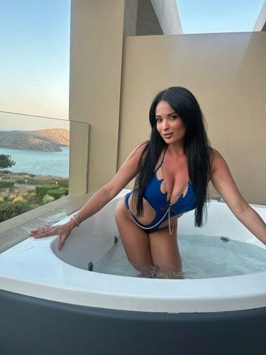 Anissa Kate OnlyFans חינם 4