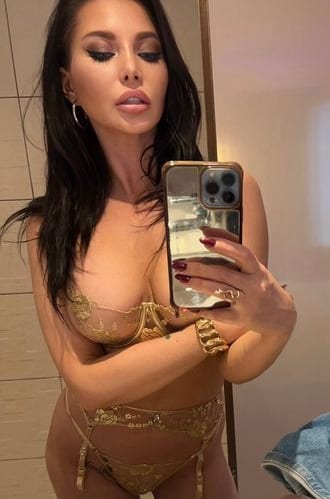 Anna Polina OnlyFans חינם 9