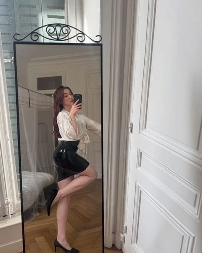 Madelaine Rousset OnlyFans חינם 6